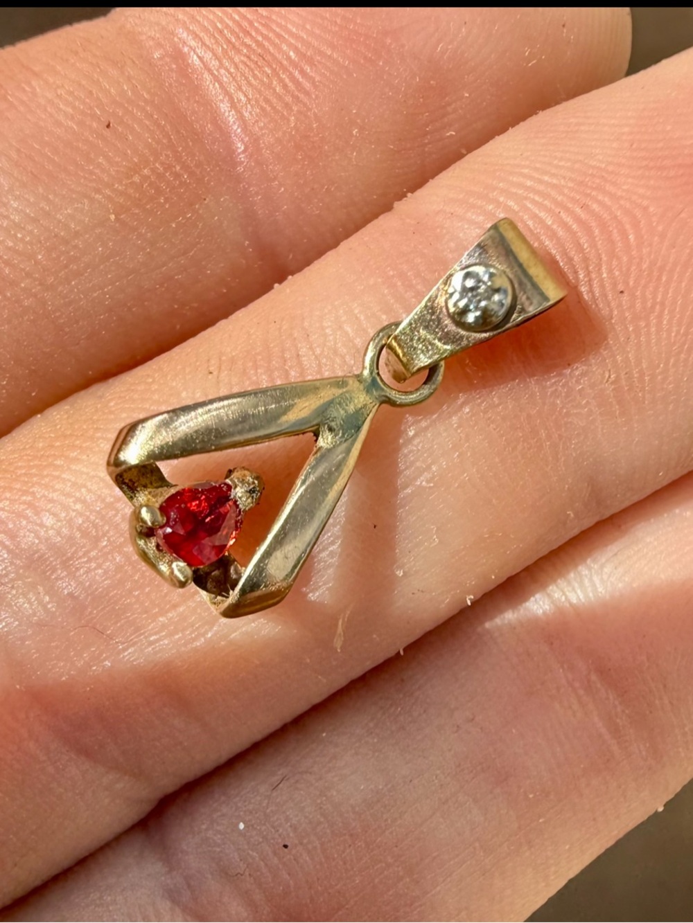 Vintage solid 10k gold genuine garnet:diamond pendant